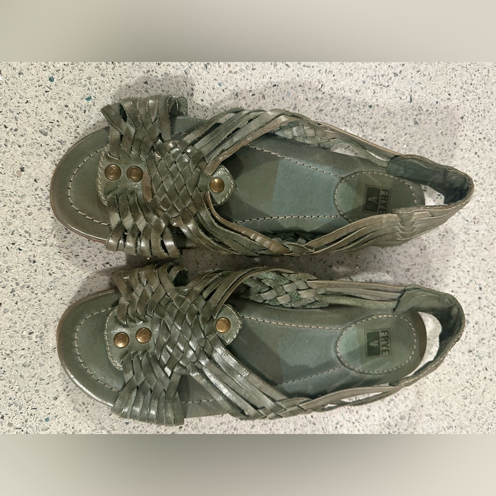 Frye Huarache Green Sandals 7.5
